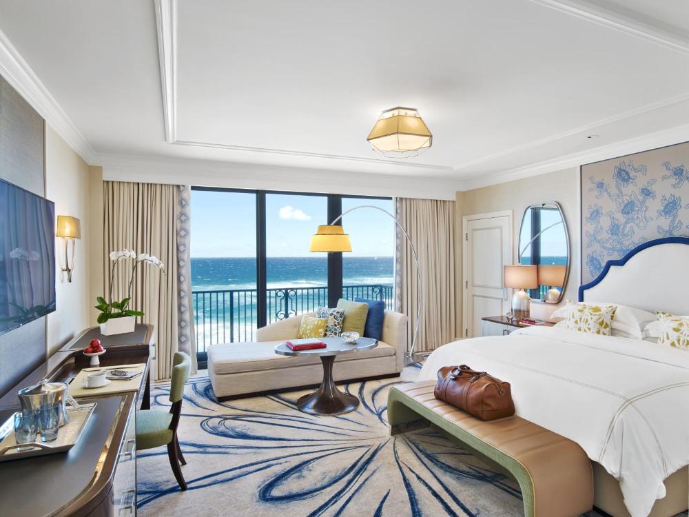 Atlantic Oceanfront View with King Bed interior